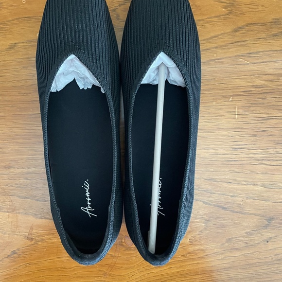 Arromic Square Toe Ballet Flats. Brand New, Never Worn Set of 2 - Picture 4 of 7
